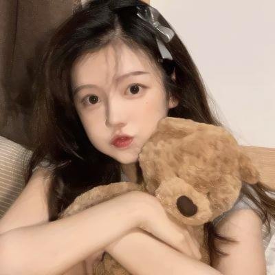 穷养的我租了个富养的她